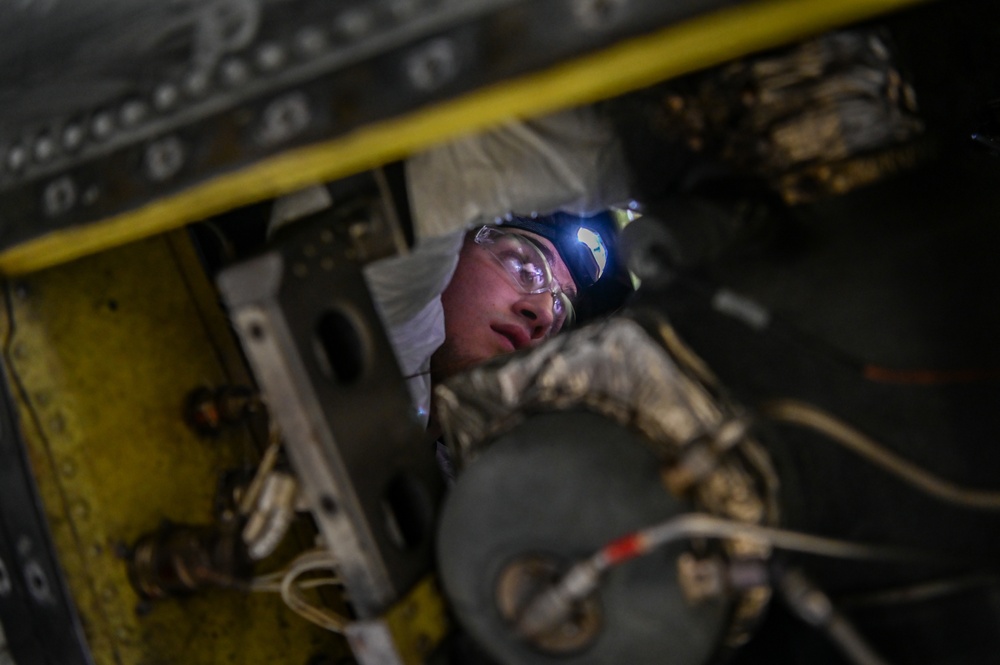Hill engineers work to improve A-10 APU insulation