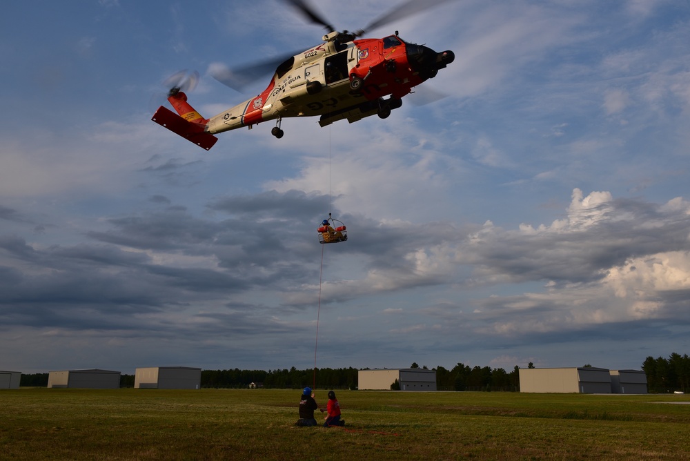 Air Station Traverse City conducts training with area first responders