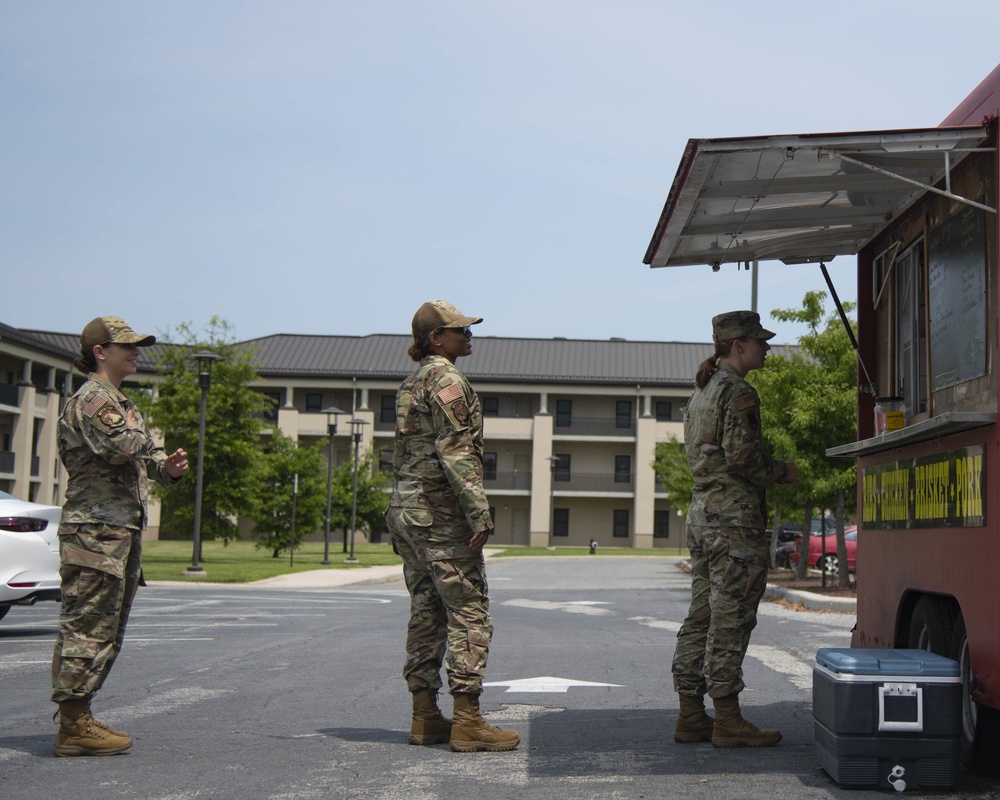 Dover AFB assist for Airmen during DFAC closure