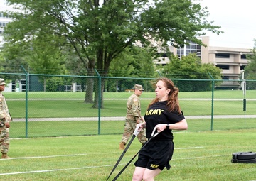 Army Reserve Soldiers conduct a diagnostic ACFT ahead of roll out