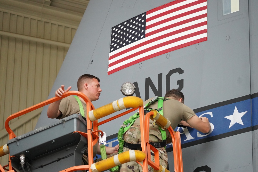 136th Airlift Wing prepares to paint their new C-130J aircraft