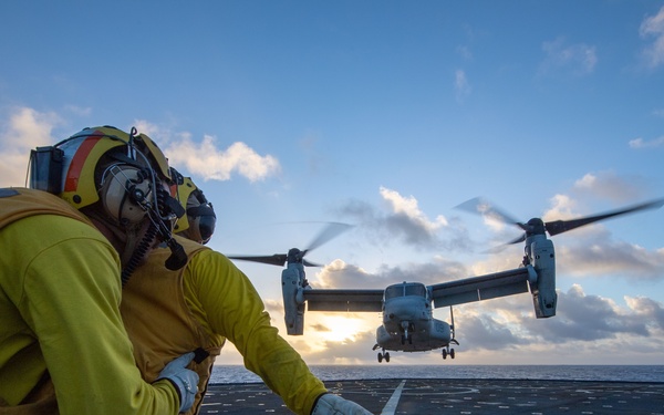 MV-22B Osprey Takeoff