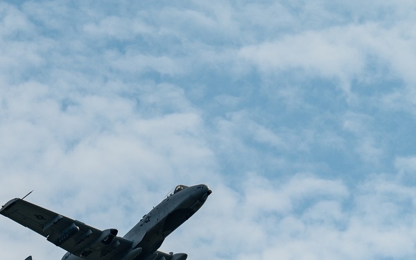 GIDE 3/ADE 5: Warthogs soar over Michigan