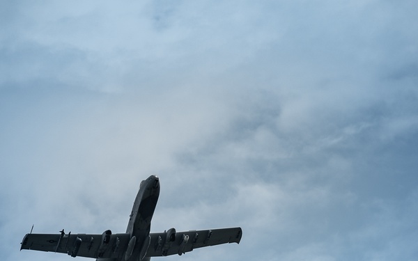 GIDE 3/ADE 5: Warthogs soar over Michigan