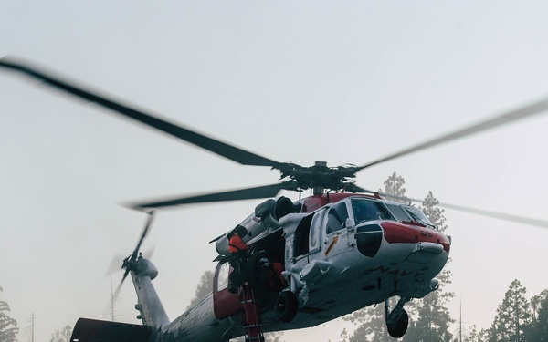 &quot;Wranglers&quot; of Naval Air Station Lemoore Search and Rescue Training