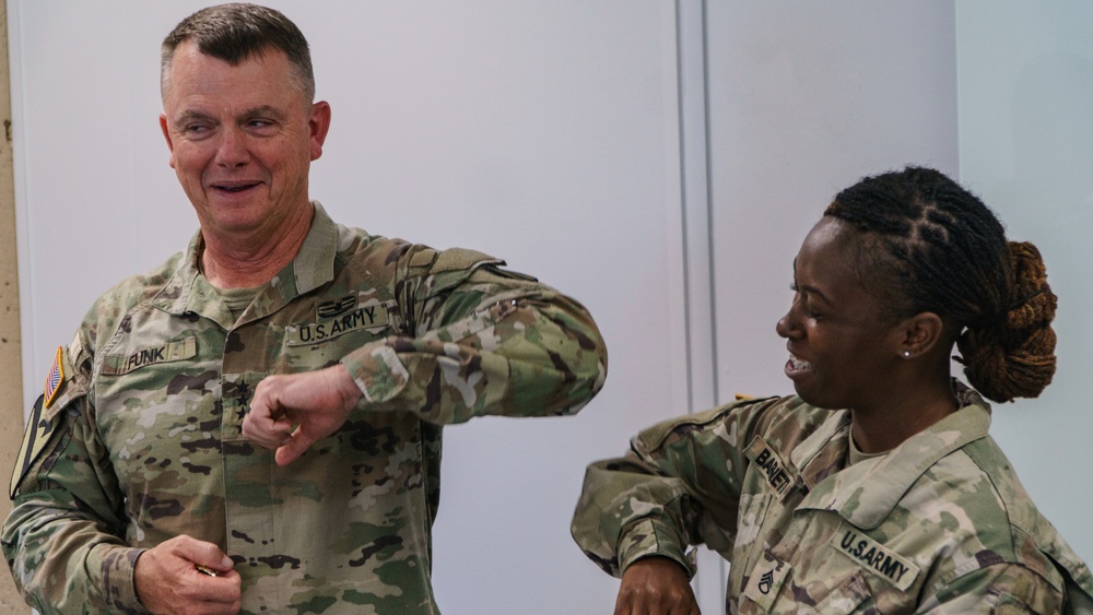 General Paul E. Funk II visits Fort Hood