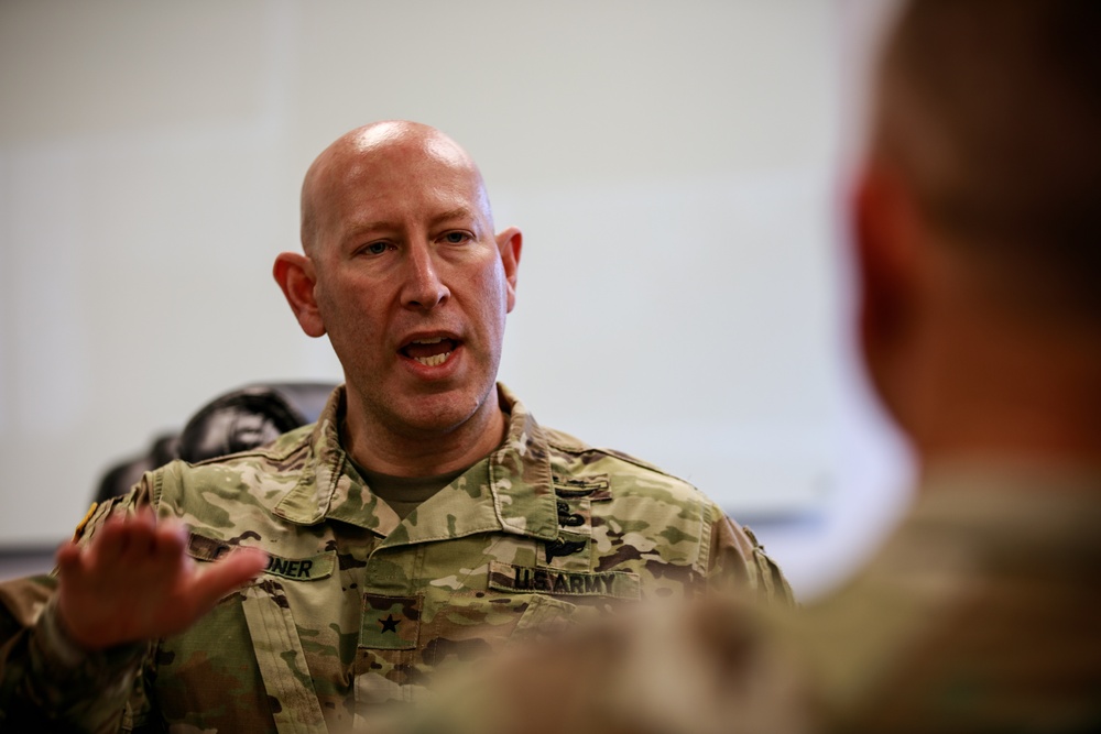 General Paul E. Funk II visits Fort Hood