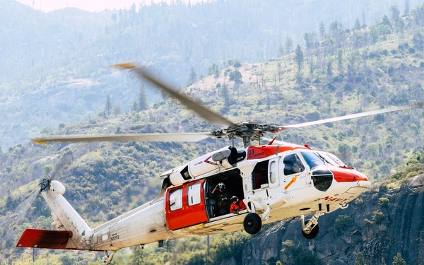 &quot;Wranglers&quot; of Naval Air Station Lemoore Search and Rescue Training