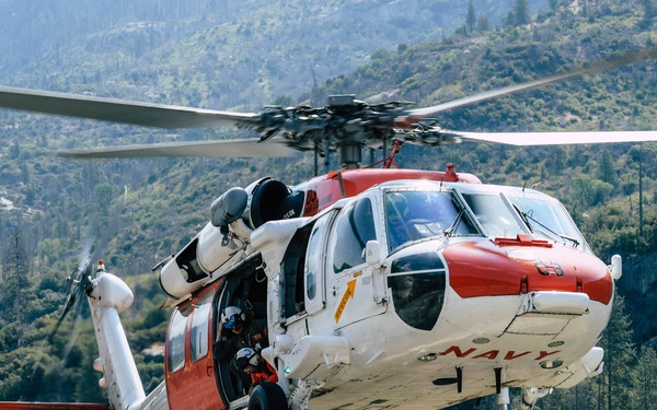 &quot;Wranglers&quot; of Naval Air Station Lemoore Search and Rescue Training