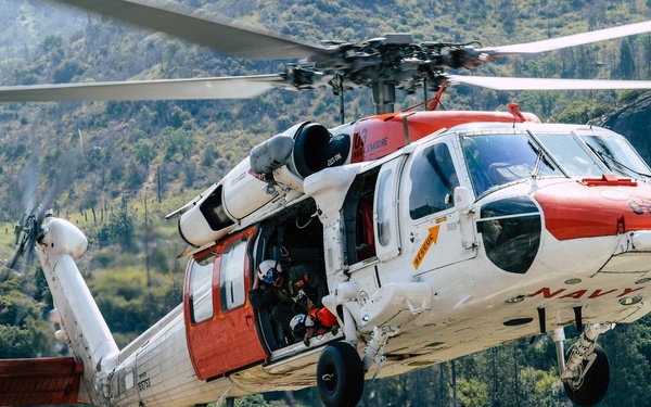 &quot;Wranglers&quot; of Naval Air Station Lemoore Search and Rescue Training