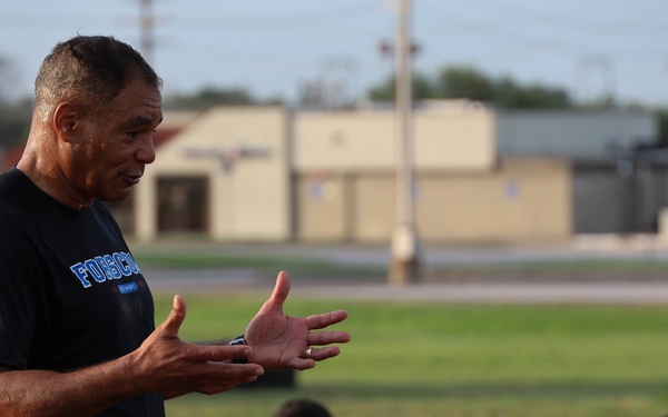 36th Engineer Brigade conducts physical training with the FORSCOM Command team