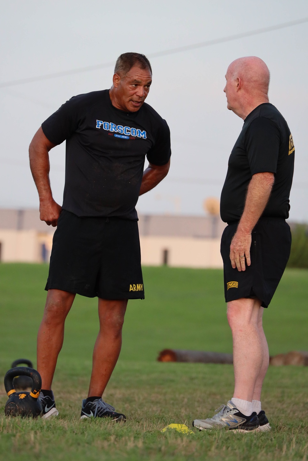 36th Engineer Brigade conducts physical training with the FORSCOM Command team