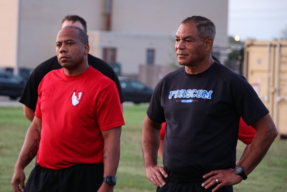 36th Engineer Brigade conducts physical training with the FORSCOM Command team