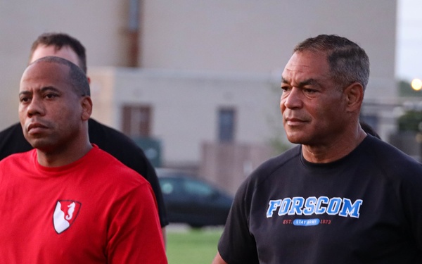 36th Engineer Brigade conducts physical training with the FORSCOM Command team