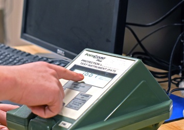 Redstone lab ensures effectiveness of all DoD gas masks