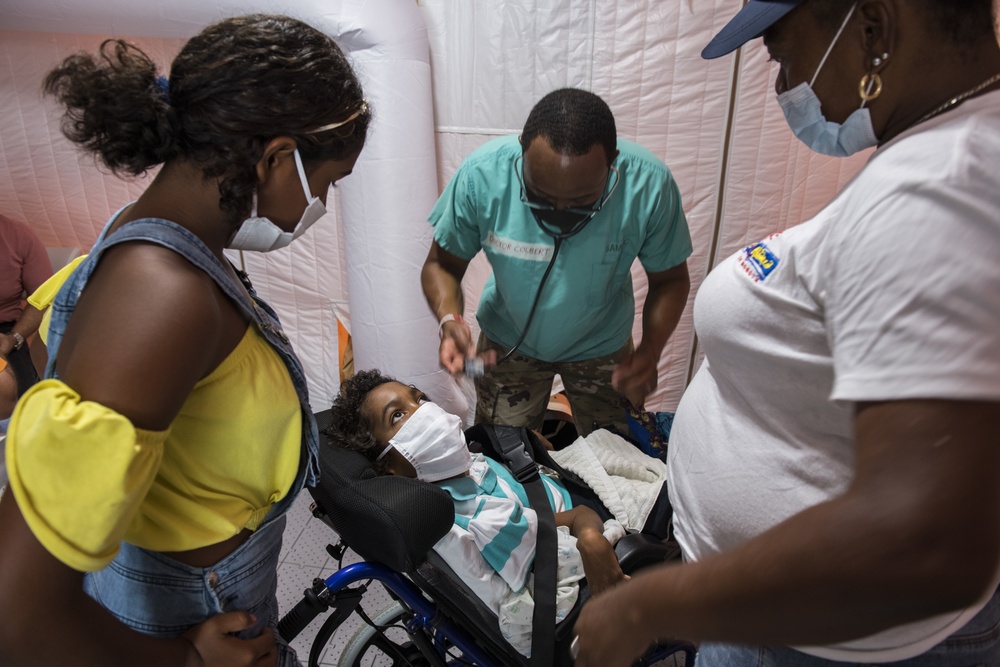 Rebuilding together: Colombia, JTF-Bravo Global Health Engagement concludes on Providencia Island