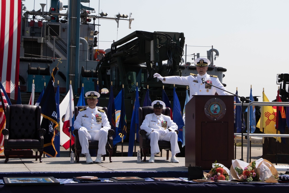 ACB 1 Holds Change of Command