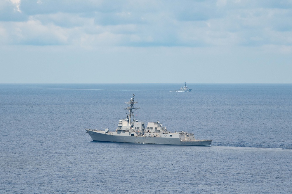 USS Kidd and USS Benfold Transit South China Sea