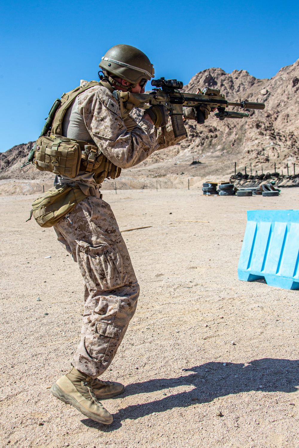 2/1 Conducts Stress Shoot Range