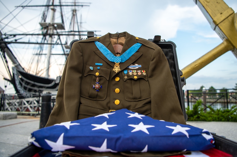 USS Constitution Sailors host, World War II veteran, son of Medal of Honor recipient and Patriot Flag