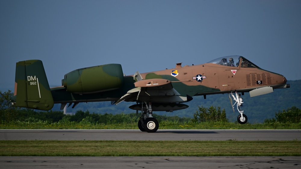 DVIDS Images 2021 Greater Binghamton Airshow [Image 2 of 7]