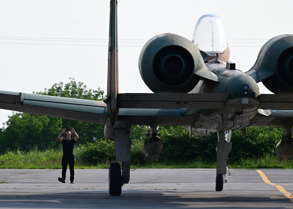 DVIDS Images 2021 Greater Binghamton Airshow [Image 4 of 7]