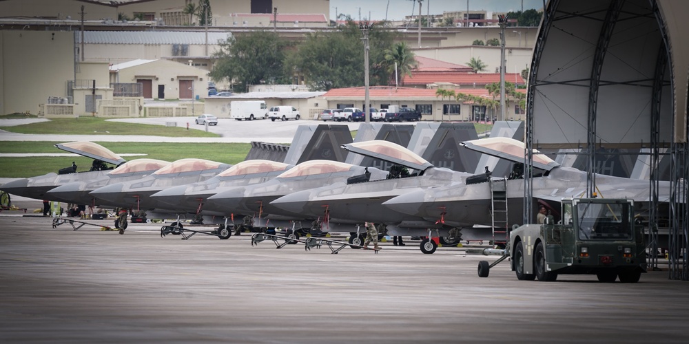 Hawaii F-22s arrive on Guam for Pacific Iron 21