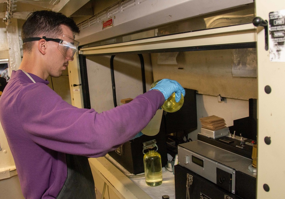 USS Ronald Reagan (CVN 76) Fuel Sampling