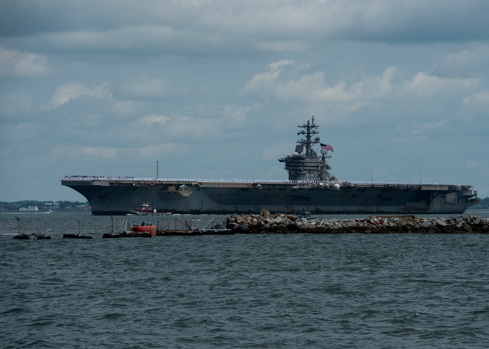 USS Dwight D. Eisenhower Returns to Homeport After 6-Month Deployment to 5th and 6th Fleet