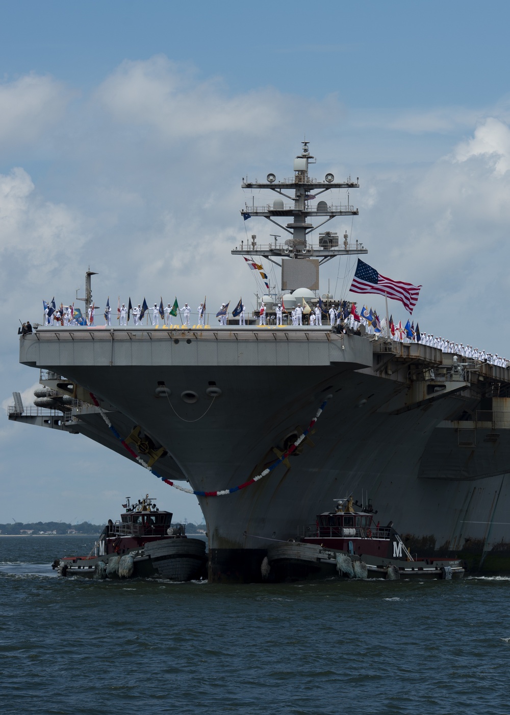 DVIDS - Images - USS Dwight D. Eisenhower Returns to Homeport After 6-Month Deployment to 5th