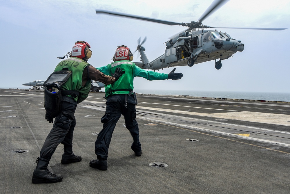 USS Ronald Reagan (CVN 76) Flight Operations