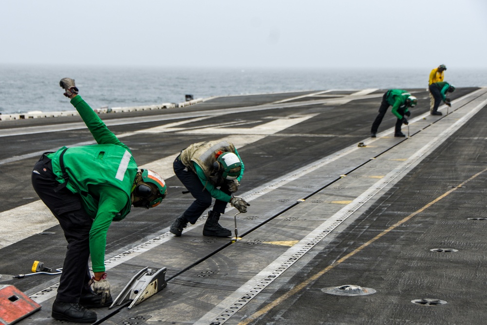 USS Ronald Reagan (CVN 76) Flight Operations