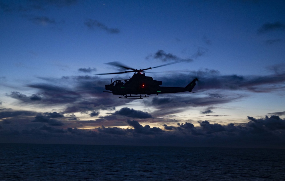 DVIDS - Images - Night Time Flight Ops