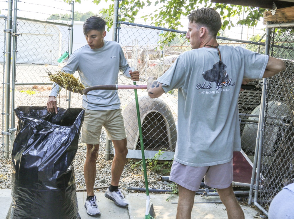2nd BCT Paratroopers Give Back To Their Community
