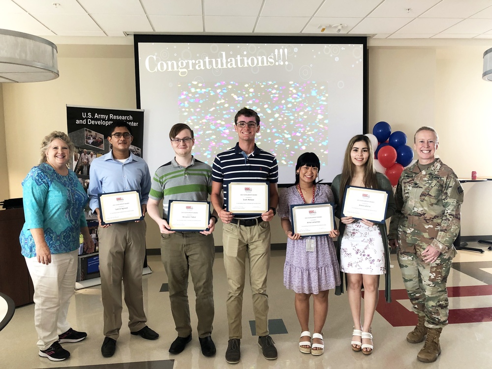 ERDC Alumni Association awards five scholarships