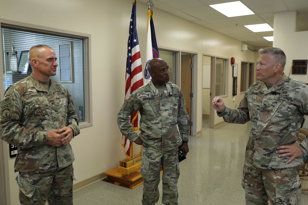 U.S. Army Reserve Deputy Chief of Chaplains Visits 9th MSC UMT (Image 6 of 11)