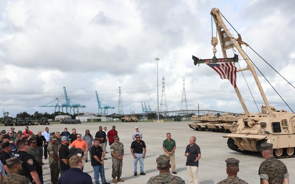 Retired U.S. Marine tank commander who toppled Saddam Hussein’s statue, reunited with M88A2 Hercules tank retriever - 18-years later