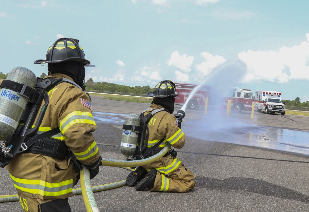 Army Reserve Firefighters Conduct Burn Scenario