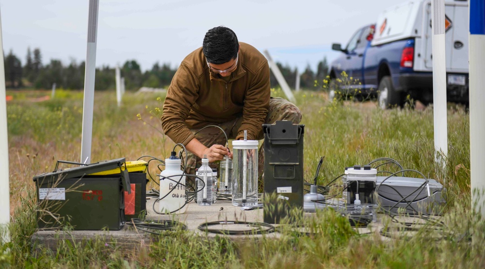 92nd CES EOD Airmen training