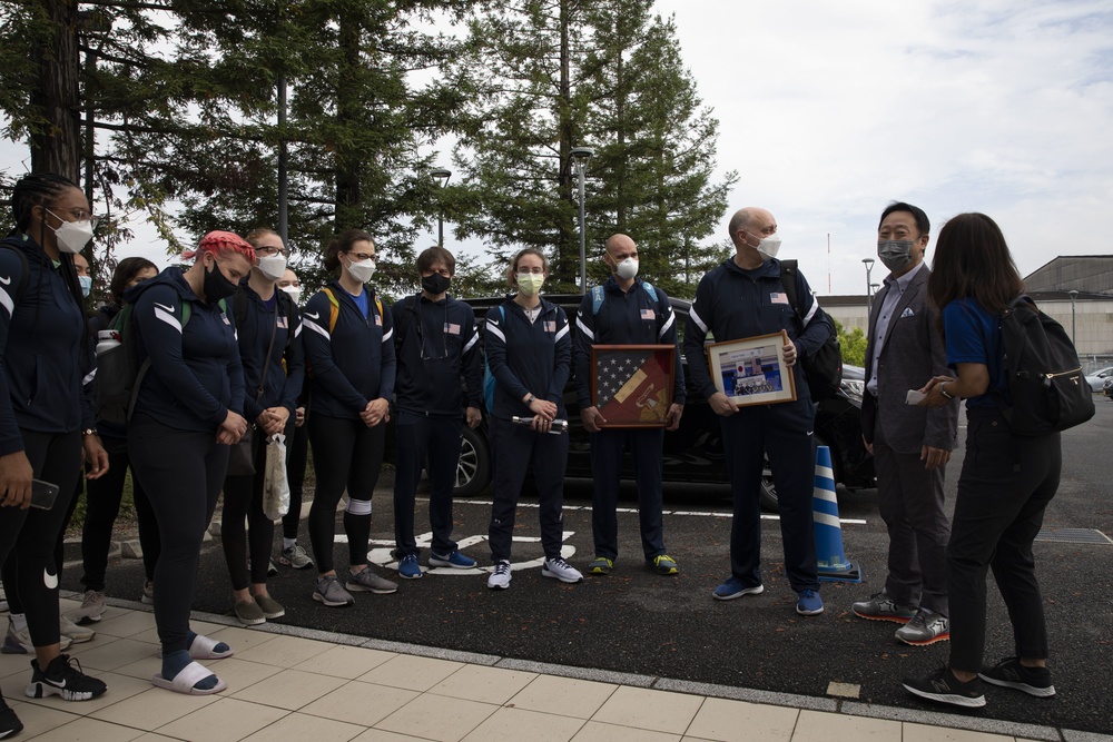 U.S. women's Olympic fencing team departs Iwakuni City