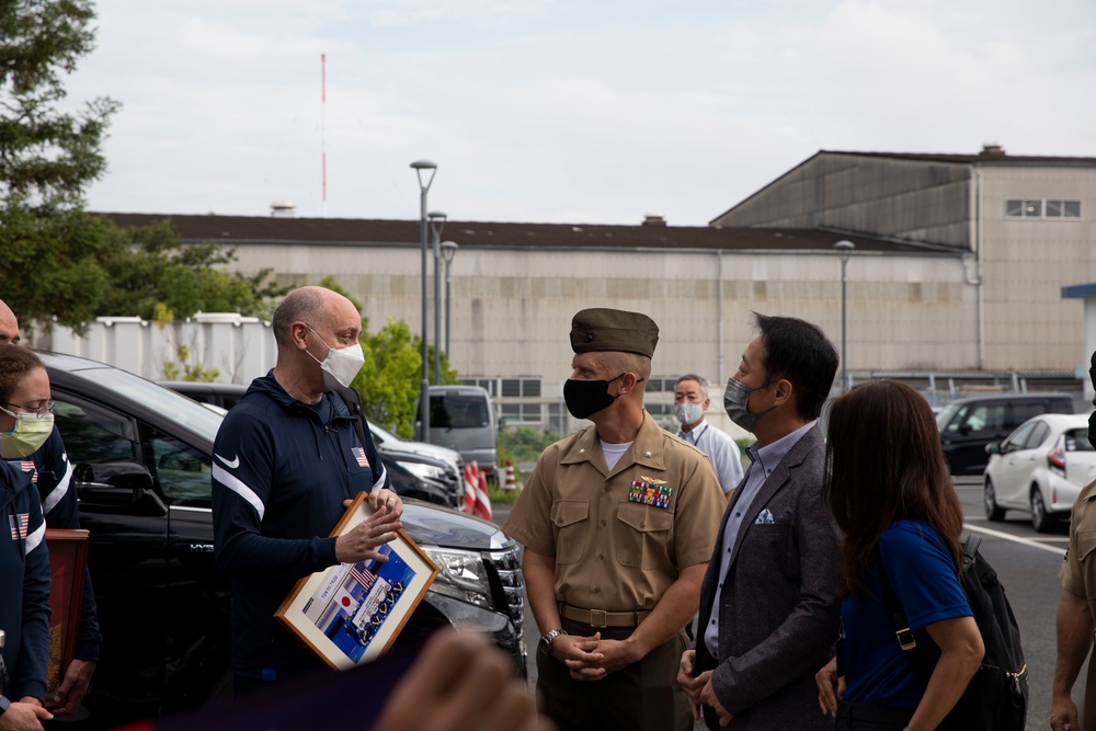 U.S. women's Olympic fencing team departs Iwakuni City