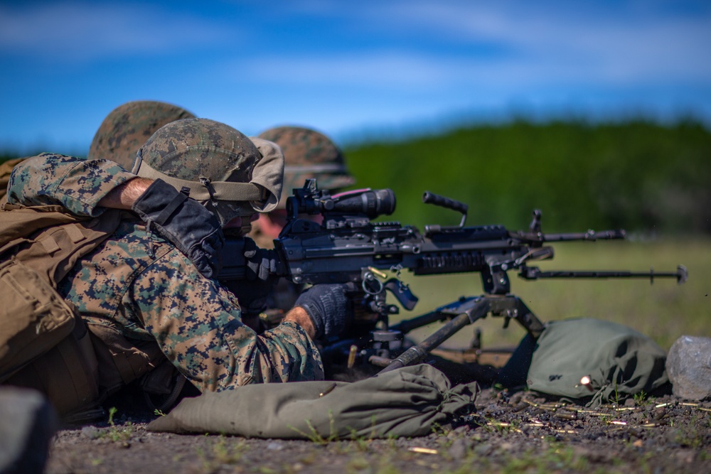 MWSS-171 Conducts a Machine Gun Range during Eagle Wrath 21