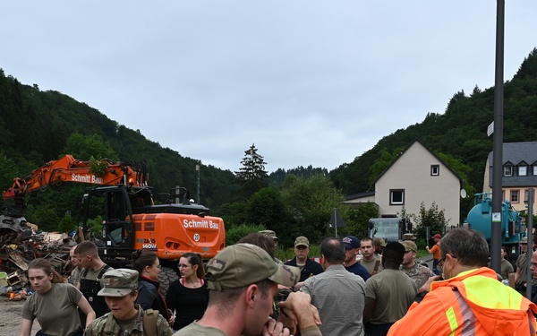 52nd CES volunteers aid flood recovery in Auw an der Kyll