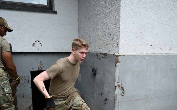 52nd CES volunteers aid flood recovery in Auw an der Kyll