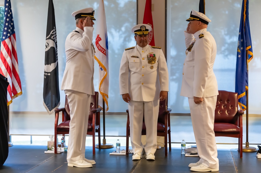 NAVSUP FLC Jacksonville conducts change of command and retirement ceremony