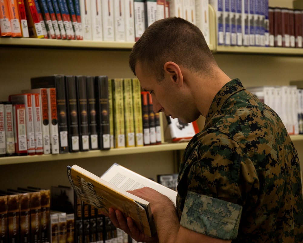 Take Part in the Commandant's Professional Reading List