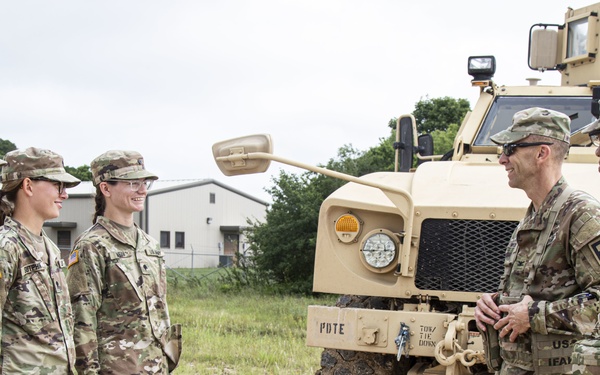 Army Reserve vehicle crew join to create unique accomplishment