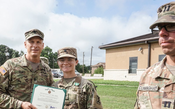 Army Reserve vehicle crew join to create unique accomplishment
