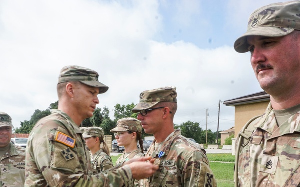 Army Reserve vehicle crew join to create unique accomplishment