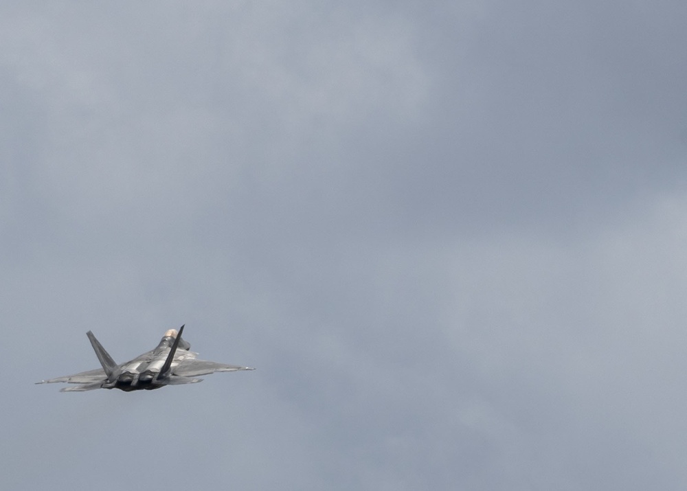 Maintainers prepare F-22 Raptors in support of Pacific Iron 2021